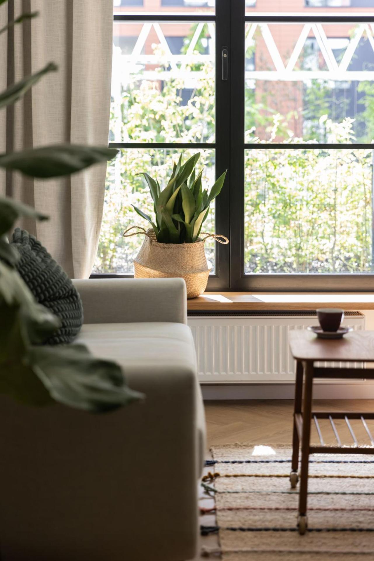 Solidarnosc Three Bedrooms & Garden Apartment Гданск Екстериор снимка